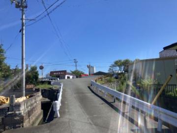 前面道路含む現地写真(2023年8月)